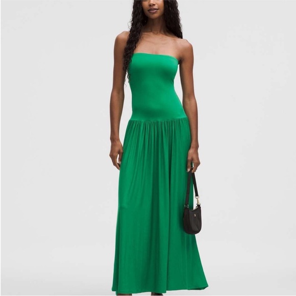 lululemon athletica Dresses & Skirts - NWOT Lululemon Athletica 2-in-1 Maxi Raceway Green size XXS (2) *RARE*